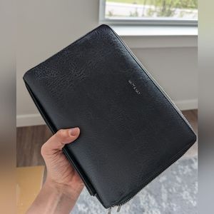 Matt & Nat Organizer Wallet